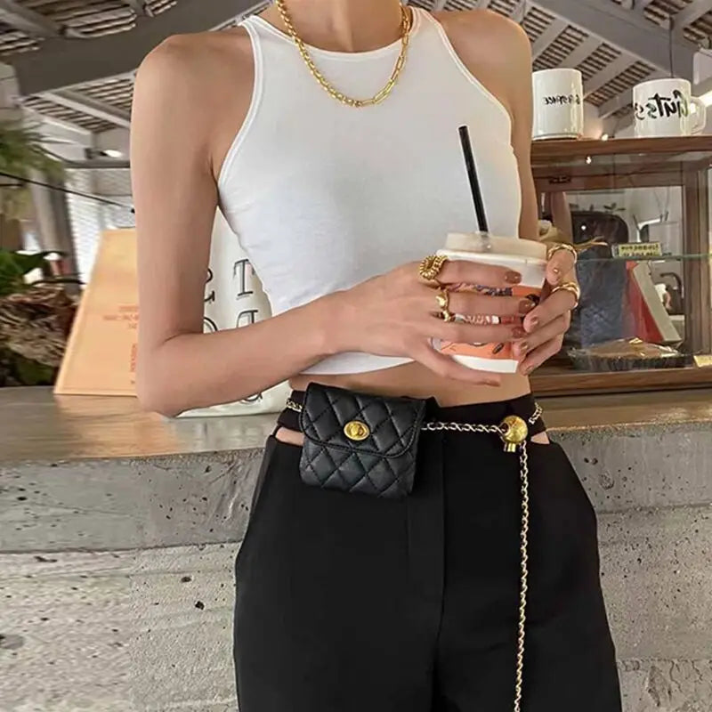bags : Crossbody Tas Dames Zwart - Clea Gewatteerde Mini- met Kettingriem in van Pantino