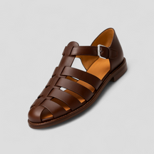 Sandals : Klassieke Zwarte Herensandalen van Echt Leer, Comfortabel met Verstelbare Gesp en Ademend in Donkerbruin van Pantino