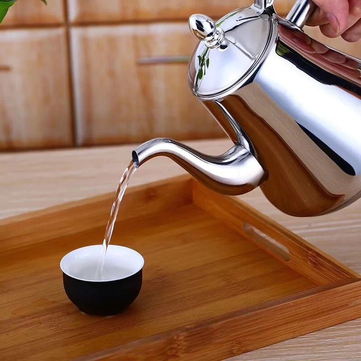 Kitchen : Waterkoker Inductie - Snelkokend, Geïntegreerd Filter, Goud Zilver in van Vivia Home