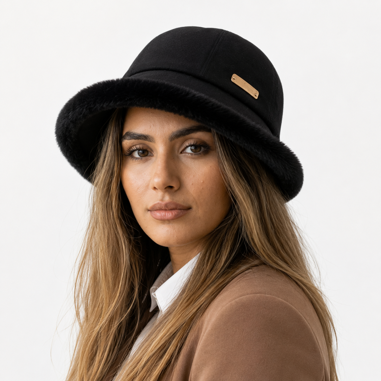Hat : Dames Winter Buckethoed – Warme Teddy Hoed met Brede Rand in Zwart van Pantino