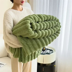 home & garden : Ultime Warme Pluche Deken Sofa - Crème in van Pantino