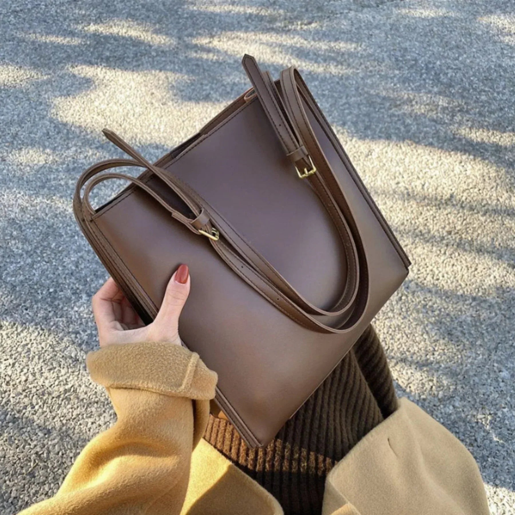 bags : Handtas Dames Zwart - RetroChic - Vintage Stijl in van Pantino
