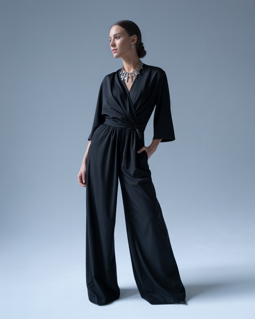 Elegante dames jumpsuit in zwart katoen met capuchon, comfortabele pasvorm, maten van S tot XL