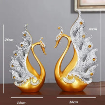 home & garden : MajesticMates - Zwanenliefhebbers Decoratie - Goud in Goud 2 van Pantino