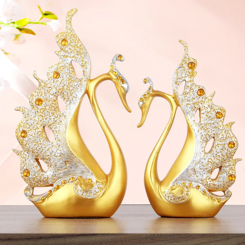 home & garden : MajesticMates - Zwanenliefhebbers Decoratie - Goud in van Pantino