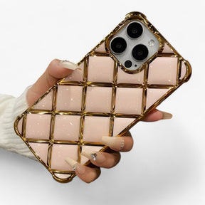 Phone Case : Luxe Diamond Grid Telefoonhoesje - Wit in Roze van Pantino