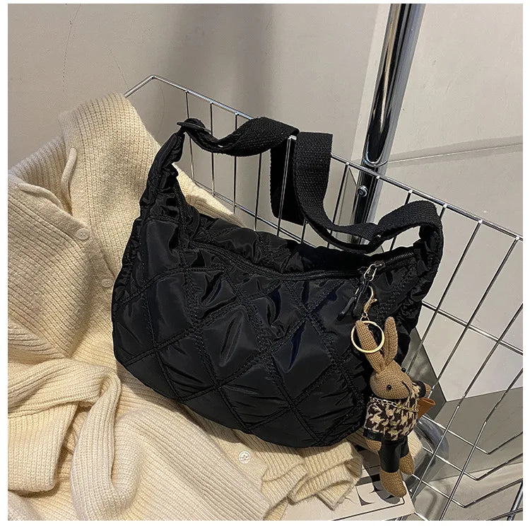 bags : Geborduurde Kruistas Dames - Wit in Zwart van Pantino
