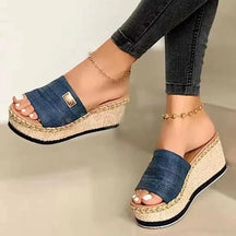 Sandals : Sandalen Dames Zwart - Retro Vintage - Perfect voor die van een Klassieke en Trendy Stijl Houden in Blauw van Pantino