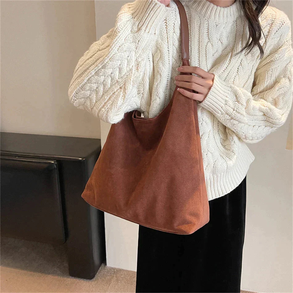bags : Schoudertas Bruin - Casual Bucket in van Pantino