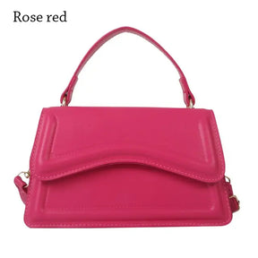 bags : Leren Schoudertas voor Vrouwen met Crossbody-Stijl Dames - Wit in Rozerood van Pantino