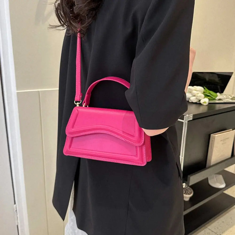 bags : Leren Schoudertas voor Vrouwen met Crossbody-Stijl Dames - Wit in van Pantino