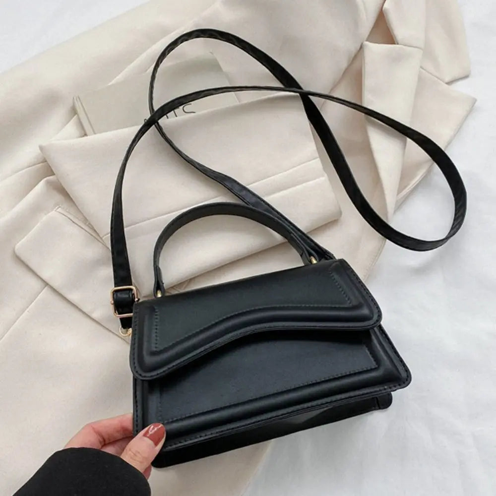 bags : Leren Schoudertas voor Vrouwen met Crossbody-Stijl Dames - Wit in van Pantino