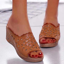 Sandals : Sandalen Dames Bruin - Orthopedische - Perfect voor Dagelijks Comfort en Ergonomische Ondersteuning in Bruin van Pantino