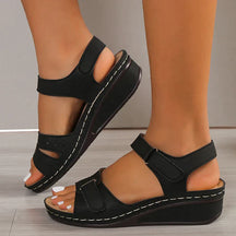 Sandals : Orthopedische Sandalen Dames Rood - Comfortabele Ergonomische Zomer Sandalen in Zwart van Pantino