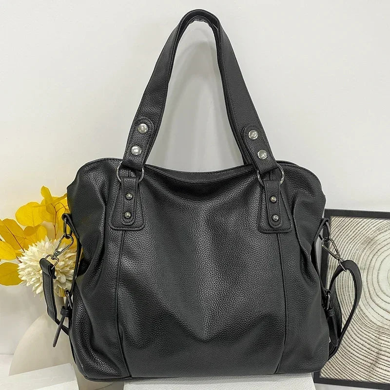 bags : Schoudertas Dames Beige - Leren Hobo- voor in van Pantino