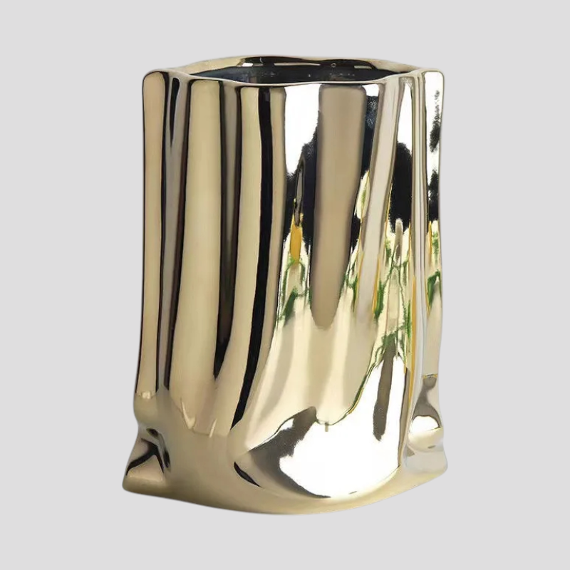 Vases : Zilverkleurige keramische decoratieve vaas Woonaccessoire in of-M van Pantinoshop