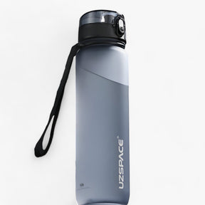 gadgets : HydraShake - Sport Shaker Bottle - BPA-Vrij en Lekvrij in Grijs van Pantino