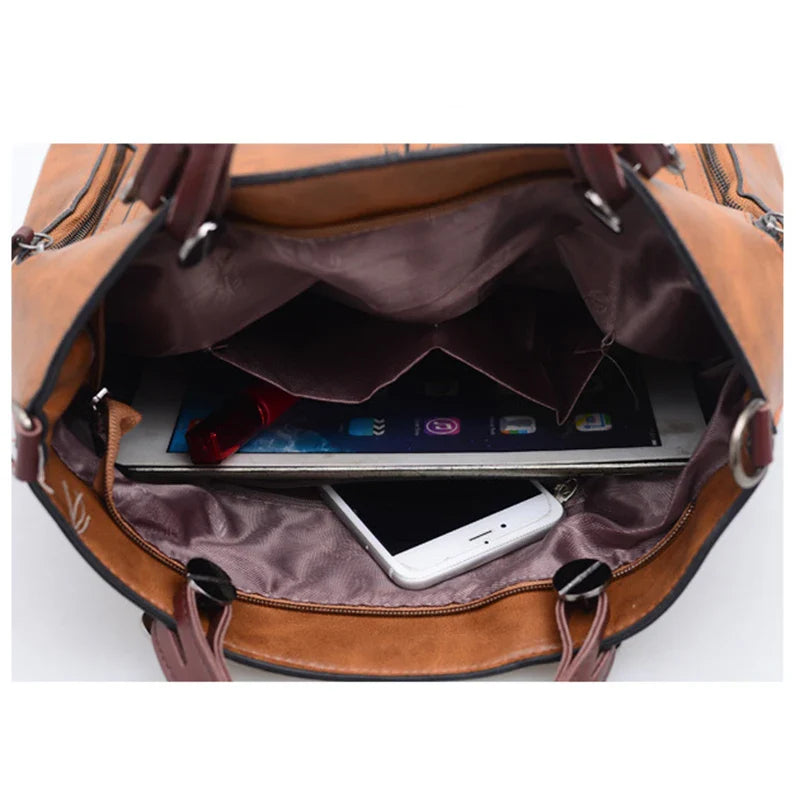 bags : Schoudertas Dames Zwart - VintageVogue Luxe in van Pantino