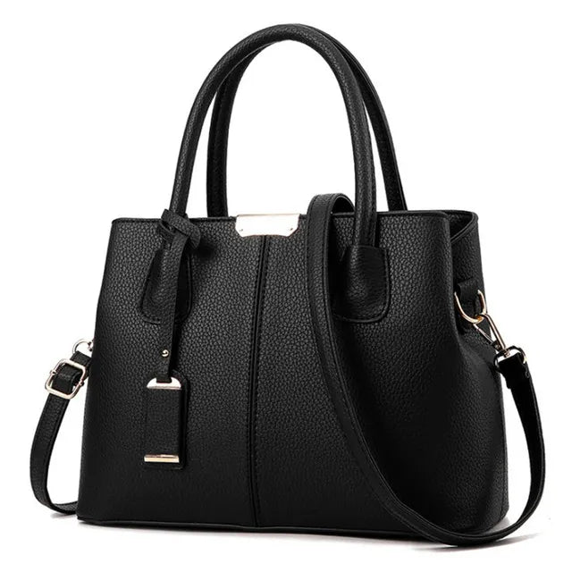 Bags : Schoudertas Emily Zwart van Echt Italiaans Leer voor Dames - Media, Elegant in Nero van Pantinoshop
