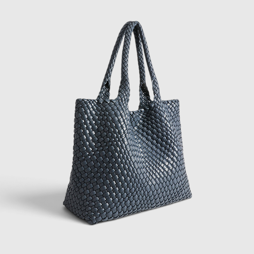 Woven Tote Bag – Luxury Handbag with Spacious Design