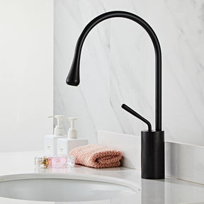 home & garden : Wastafelkraan Druppel Stijl Badkamer Draaibare Waterval Kranen - Goud Geborsteld Kort in van Pantino