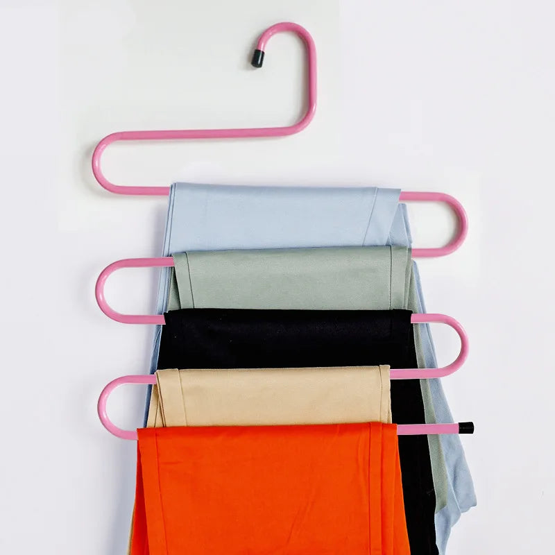 home & garden : Hanger voor de Pantalon - S-Vormige Steun met 5 Lagen - Ruimtebesparend in de Kast (1 + 1 Gratis) in Roze van Pantino