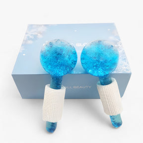 Facial Massager : BeautyCool - Koelende Kristallen Ballen - Energetische Massage voor Gezicht & Ogen, 2st/Doos in NIEUWE BLAUWE SET van Pantino