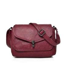 bags : Crossbody Tas Dames Retro Zwart - The Carolina Bag Polyester in Retro Bordeauxrood van Pantino