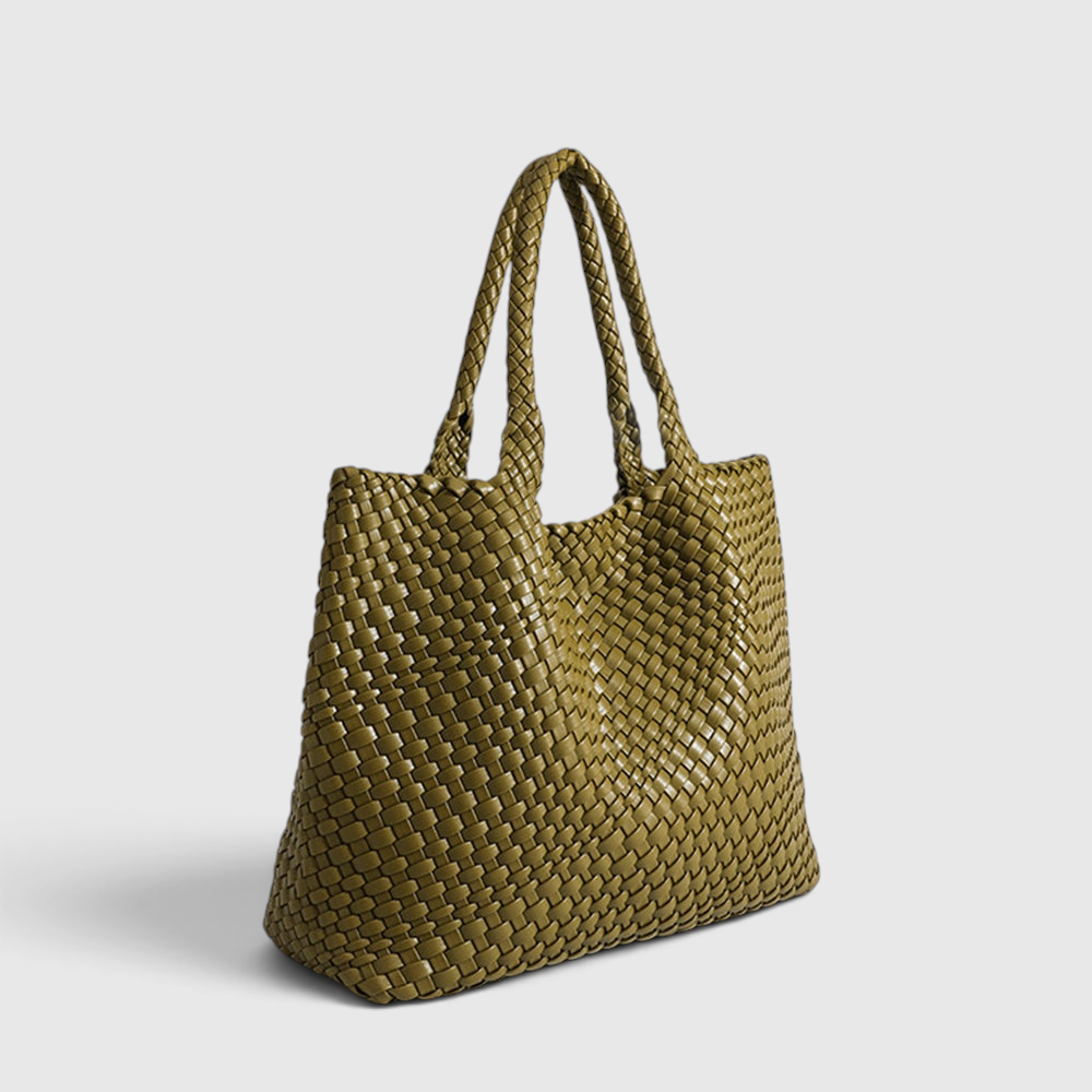 Woven Tote Bag – Luxury Handbag with Spacious Design
