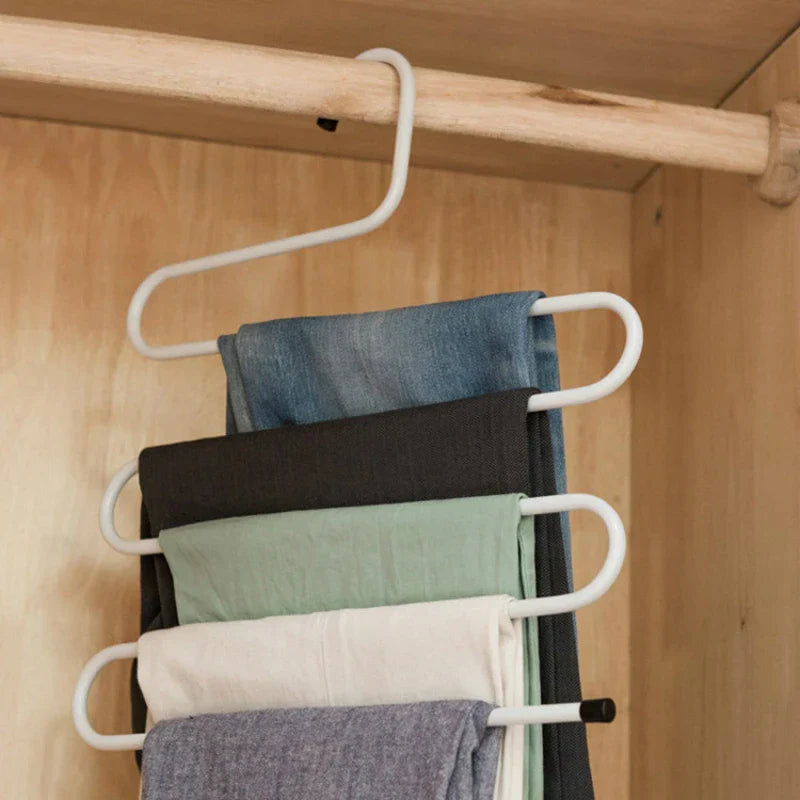 home & garden : Hanger voor de Pantalon - S-Vormige Steun met 5 Lagen - Ruimtebesparend in de Kast (1 + 1 Gratis) in van Pantino