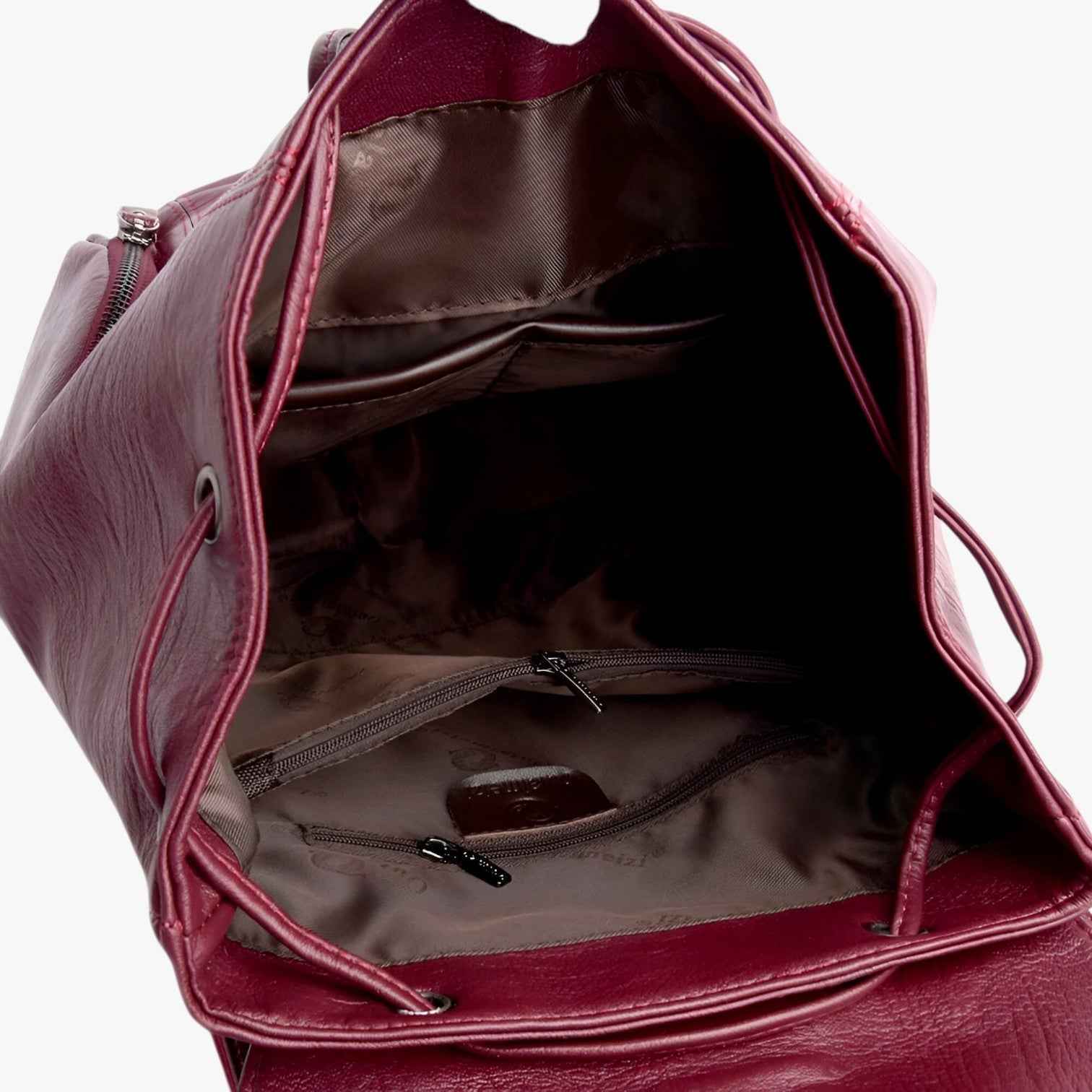 Grote Capaciteit Rugzak van Echt Zwart Leer voor Dames, Elegant en Functioneel