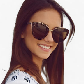 Sunglasses : Cat-Eye Zonnebril Dames - Vintage Stijl en UV400 Bescherming in van Pantino