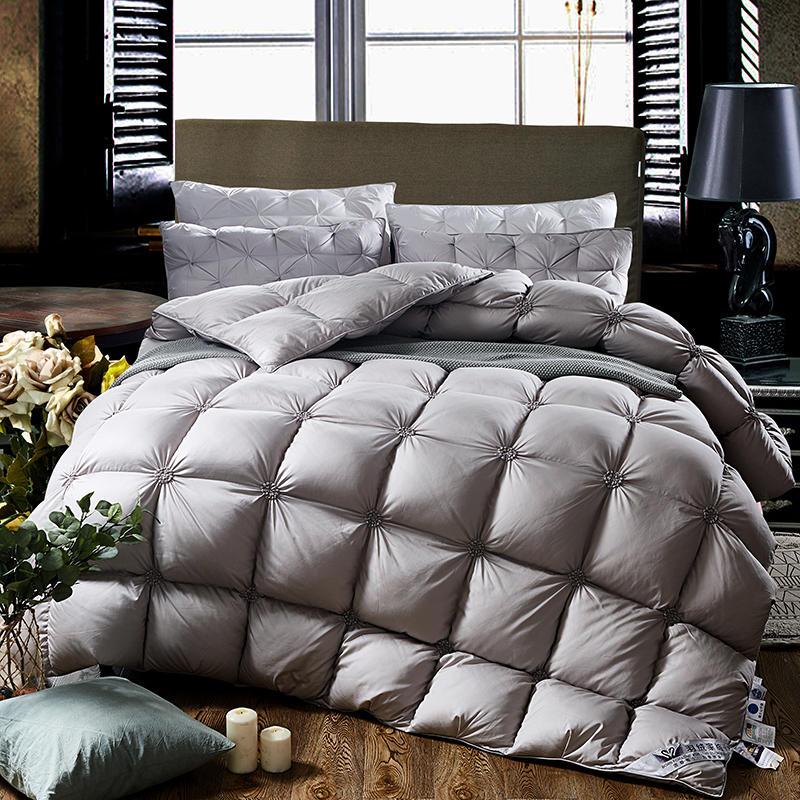 home & garden : Doorgestikt Dekbed 100% Ganzendons - Vierkant Warm Luxe Slaap - Ganzendons in Grijs van Pantino