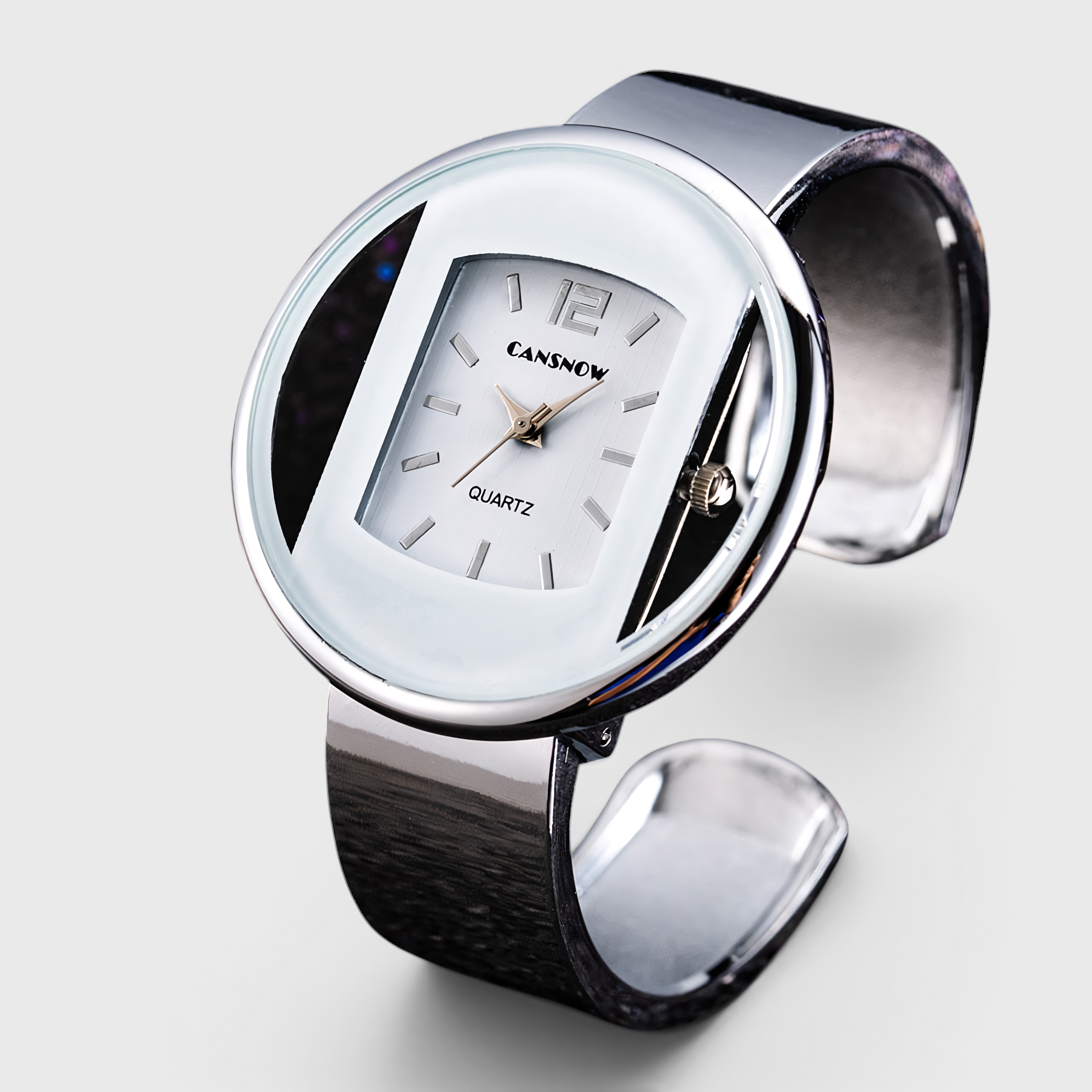 AS - Womens - Watch : Dameshorloge met rechthoekig design, metalen band en quartz in Zilver van Loranza