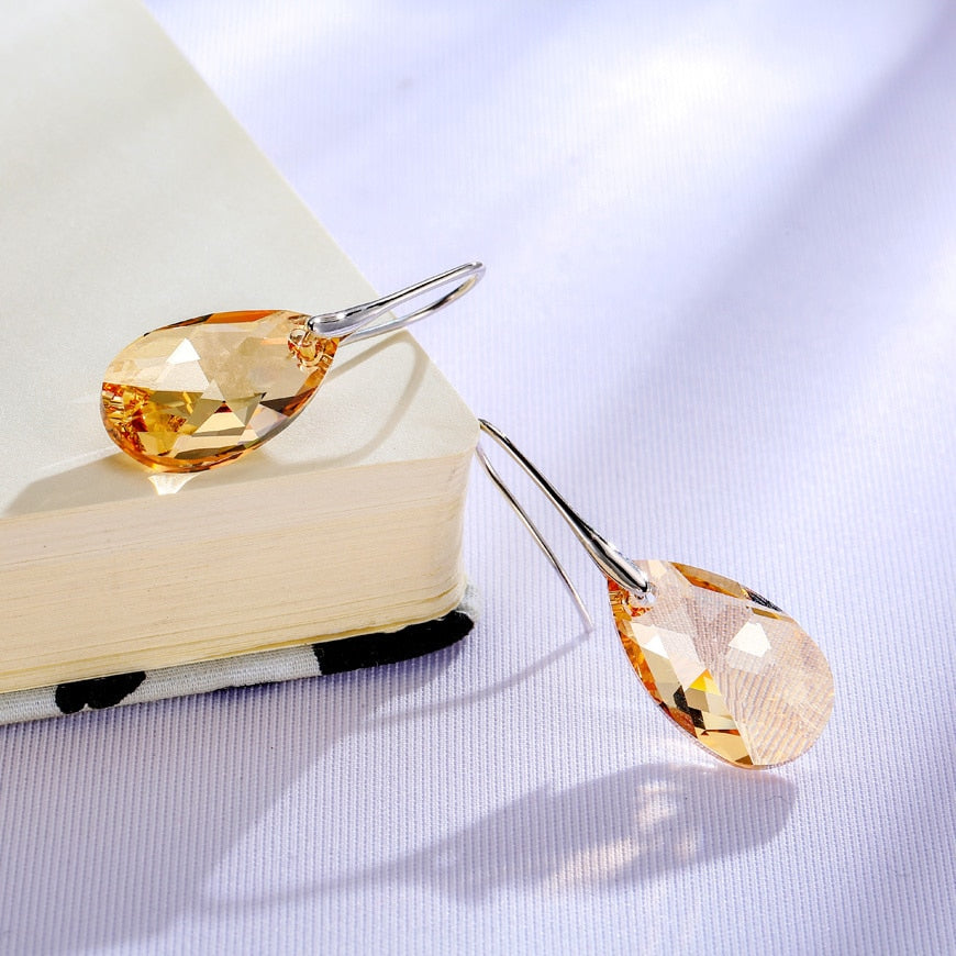 Earrings : Oorbellen Dames Zilver - Teardrop Kristal in van Pantino