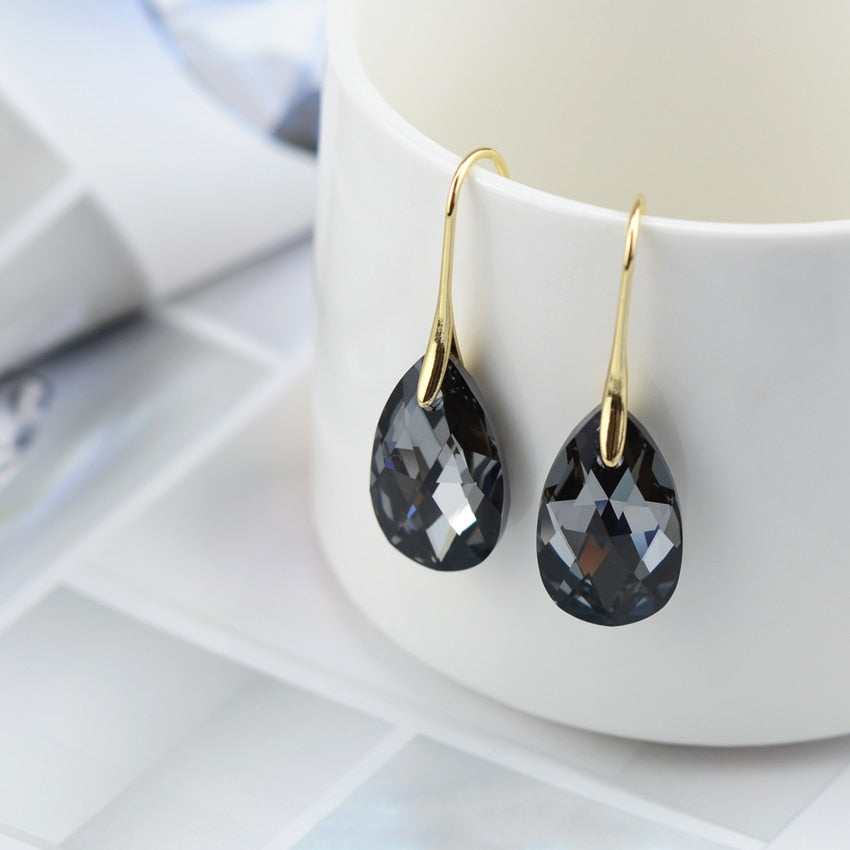 Earrings : Oorbellen Dames Zilver - Teardrop Kristal in Kristal SINI Goud van Pantino