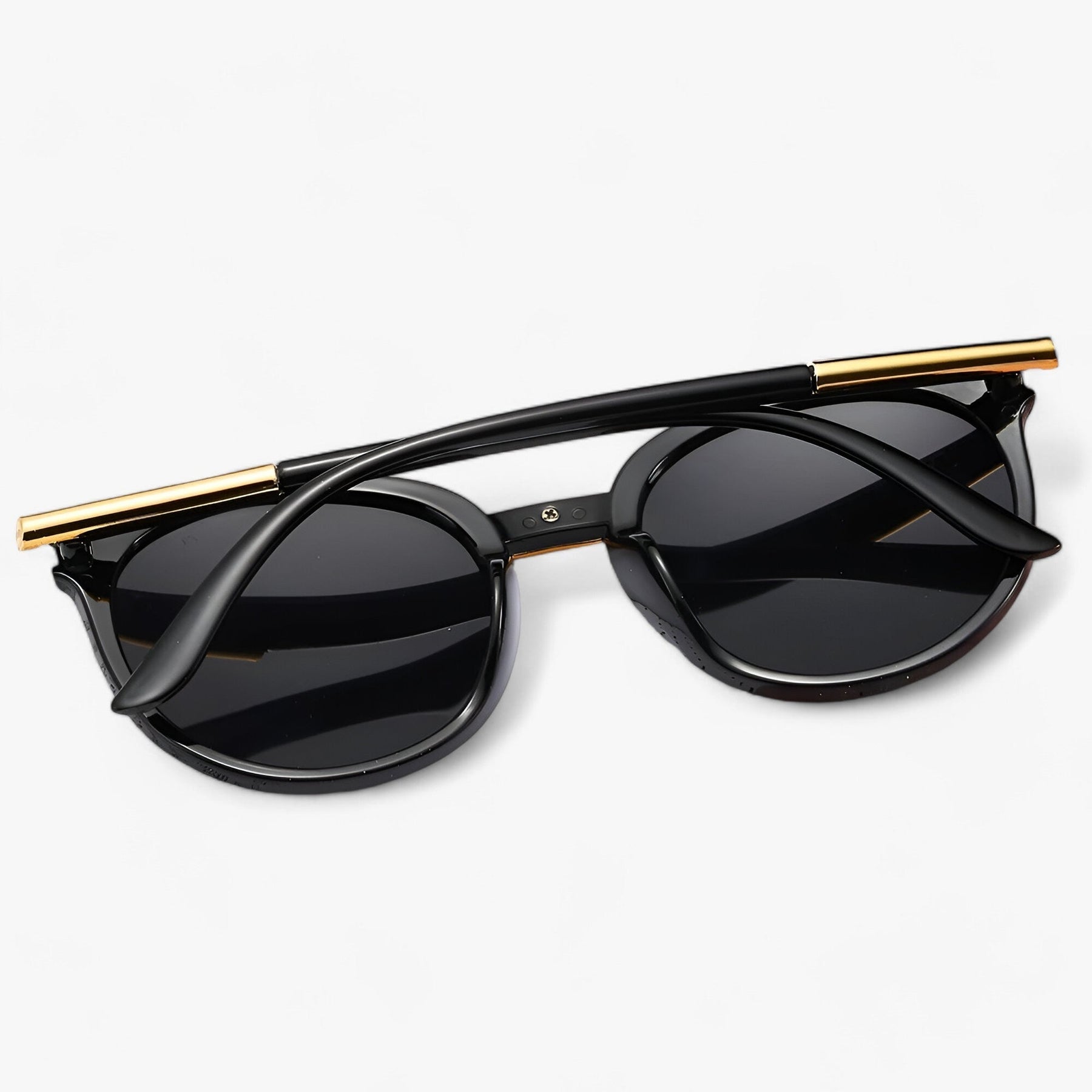 Sunglasses : Zonnebril Dames Zwart - Vintage Leren Zonnebrillen UV400 - Stijl & Bescherming in van Pantino