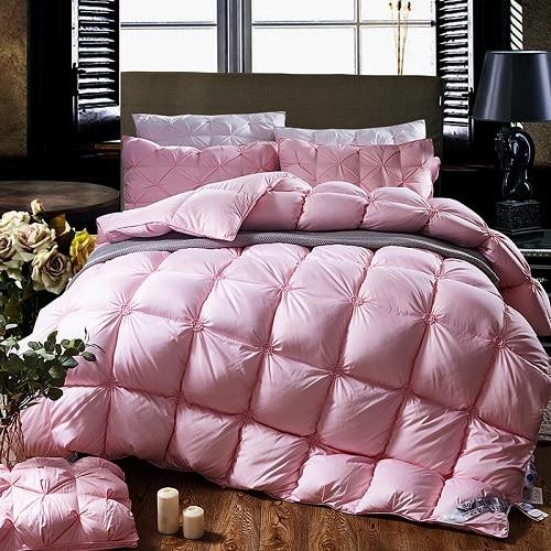 home & garden : Doorgestikt Dekbed 100% Ganzendons - Vierkant Warm Luxe Slaap - Ganzendons in Roze van Pantino