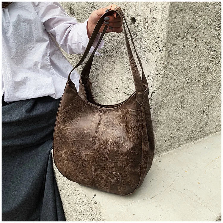 bags : Miranda Handbag coffee - Tas in van Pantino