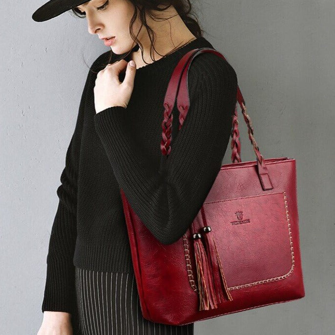 bags : Leren Schoudertas voor Dames Leer - Wijn Rood in van Pantino
