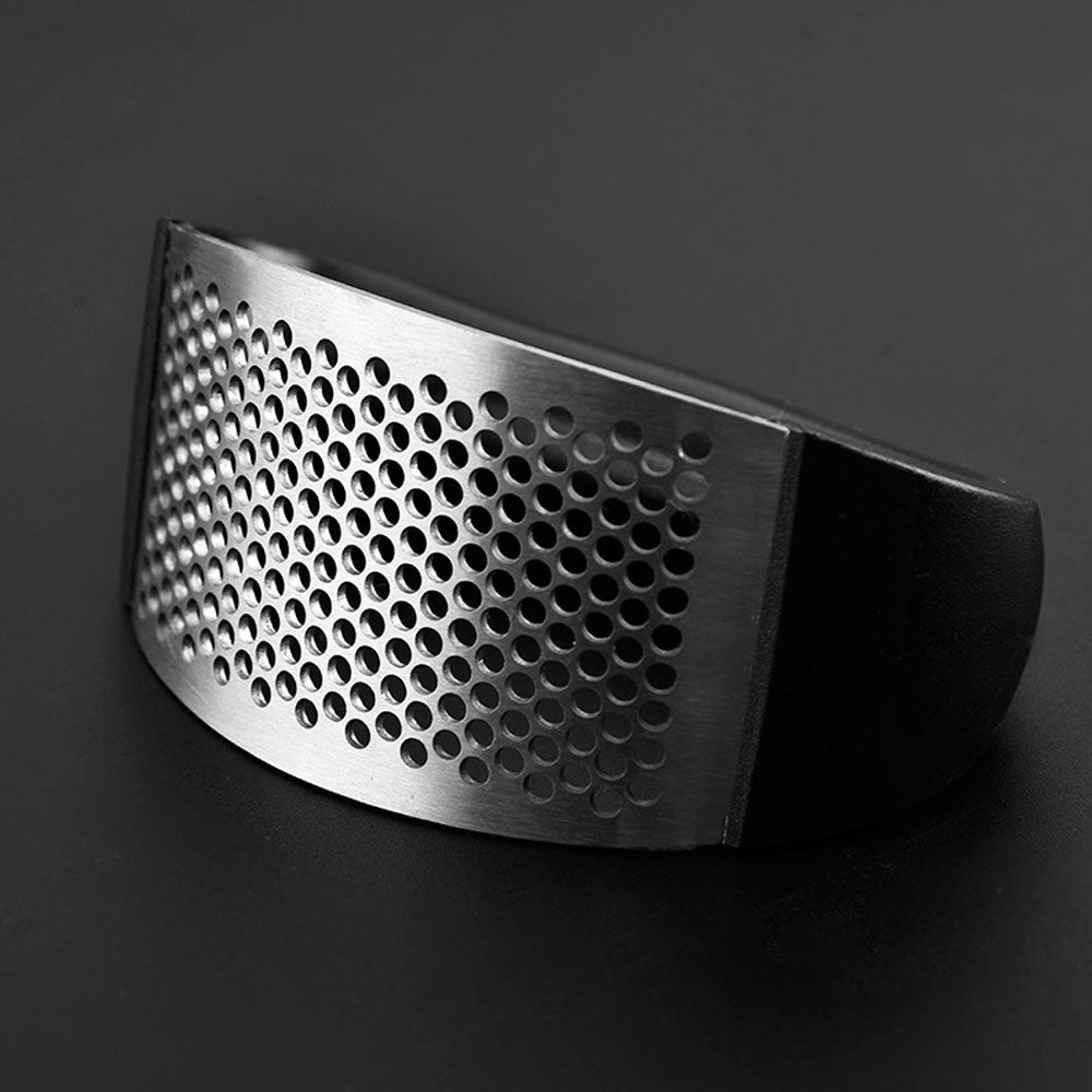 gadgets : Knoflookpers RVS - Gebogen Ergonomisch Keuken Gadget - RVS in van Pantino