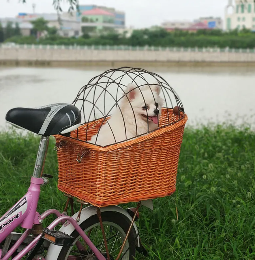 pets : Rotan Fietsmand voor Achterop Hond - Naturel in van Pantino