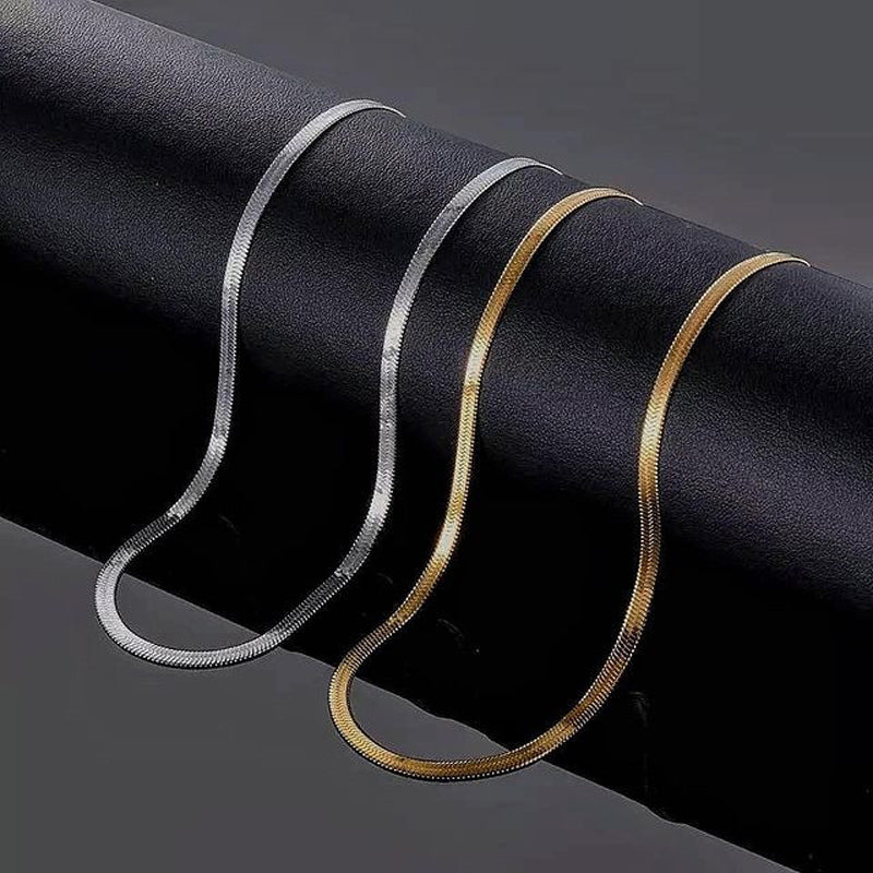 Necklace : Snake Choker Ketting Zilver - Tijdloos Slang Design - Zilver in van Pantino