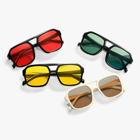 Sunglasses : Vintage Vierkante Zonnebril Dames Zwart - Stijlvolle Oogbescherming - UV400 in van Pantino