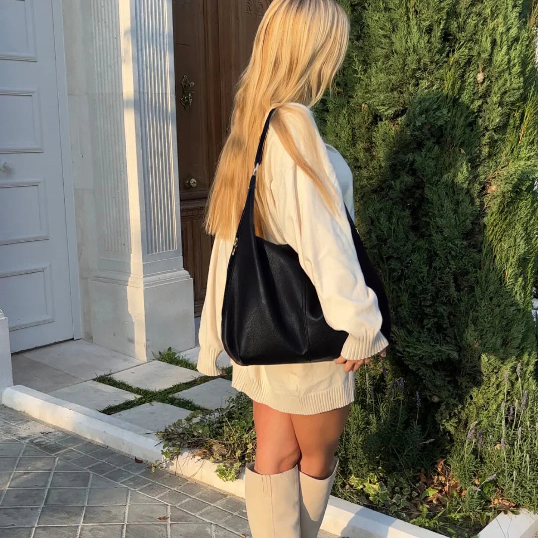 bags : Kaia Vegan Leren Hobo Tas - Wijnrood in van Pantino