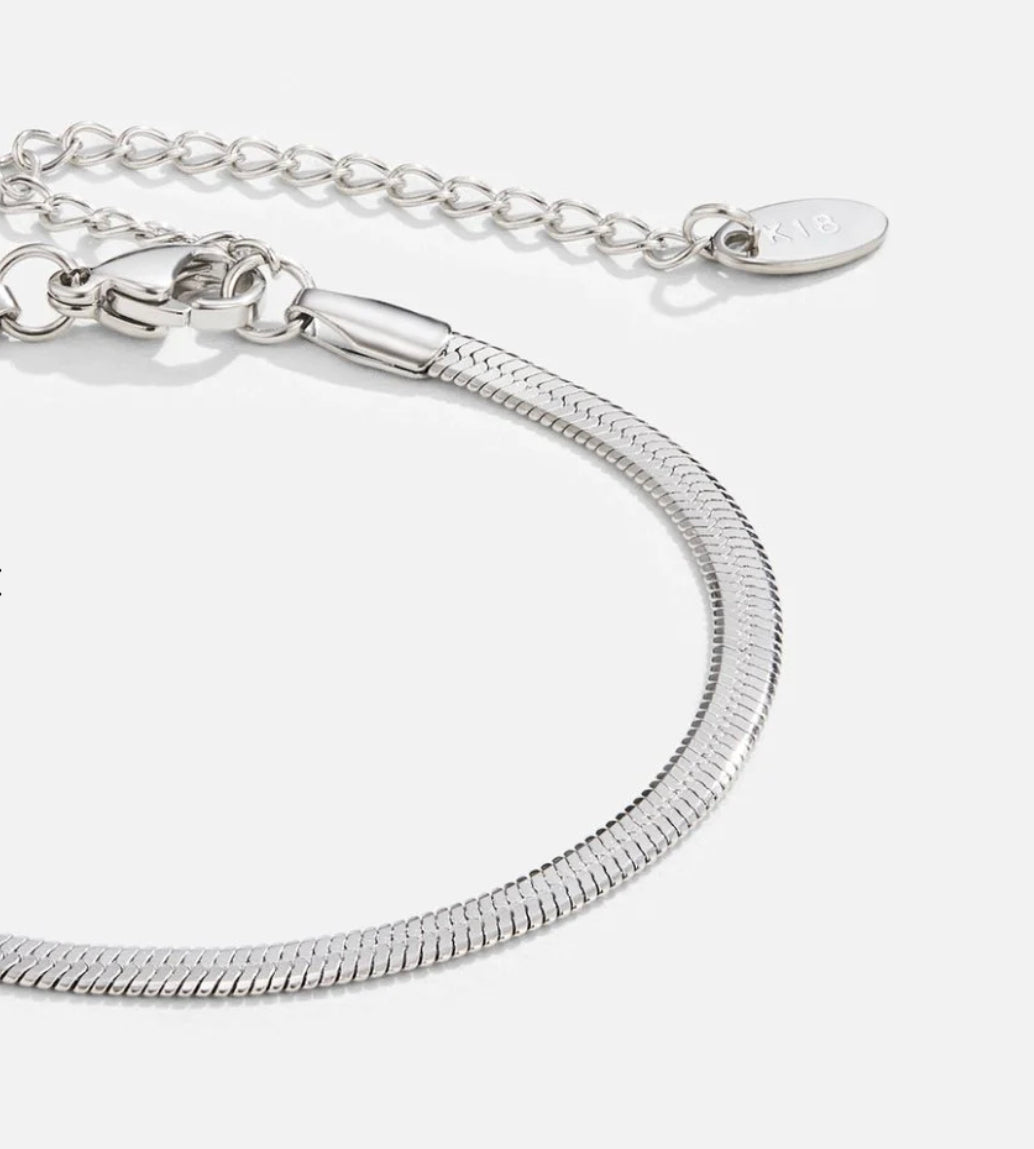 Bracelet : Armband 18K Goud - Sarya Gouden Roestvrij Staal in Zilver van Pantino