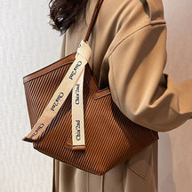 bags : Handtas Beige - Elegante Trendy in Bruin van Pantino