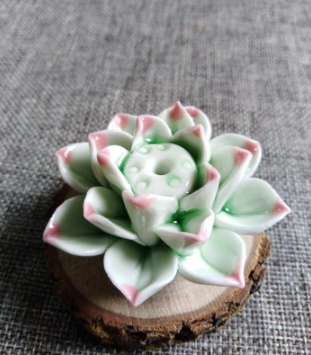 home & garden : Lotusbloem Wierrook Houder - Stijlvol Ontwerp - A in F - Licht-Groen Roze van Pantino