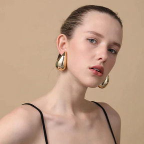 Earrings : Oorbellen Dames Goud - Hailey Drop Oorbellen Metaal - Trendy & Elegant in van Pantino