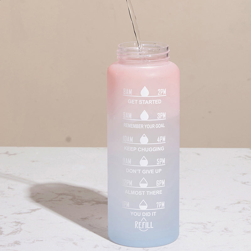 other : Motivatie Waterfles - Met Deze Fles Haal Je Altijd Je Drinkdoel - Donkerblauw in van Pantino